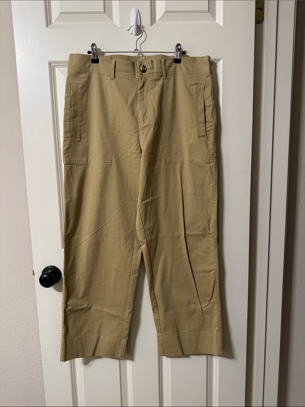 Treasure & Bond Women's Khaki Straight-Leg Trousers